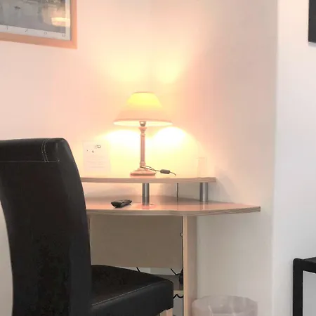 Antoni Hotel 2*