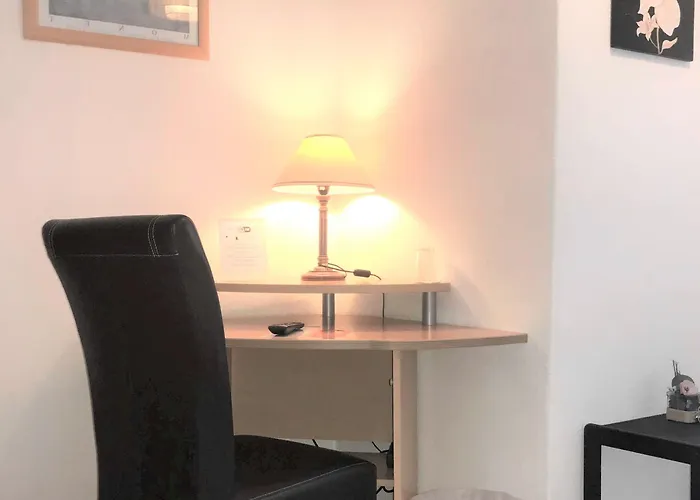 Antoni Hotel *